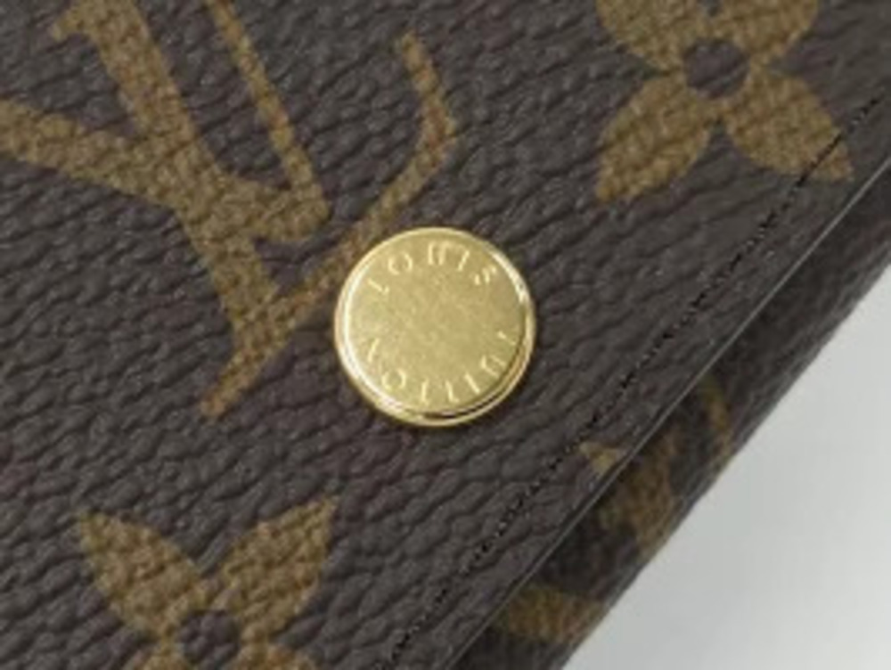 LOUIS VUITTON Multicles case Monogram - Picture 6 of 9